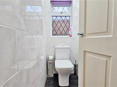 Separate WC